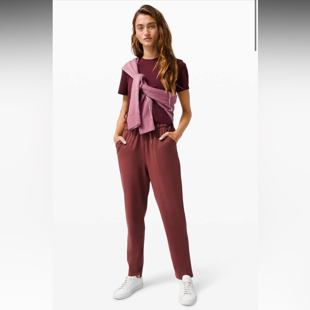 Lululemon Keep Moving or Stretch High Rise 7/8 Pant